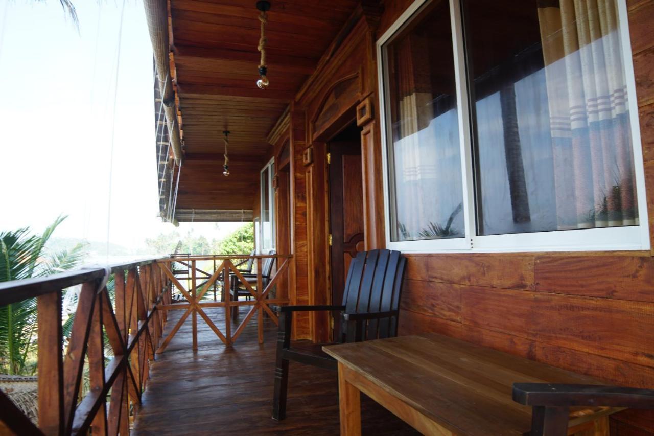 Turtle Bay Beach Resort Mirissa Eksteriør bilde